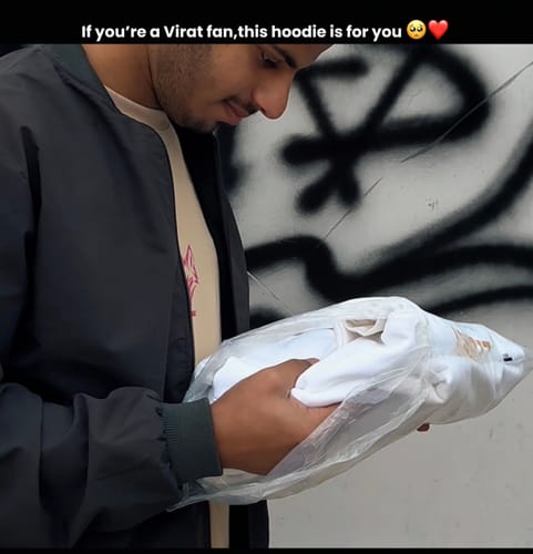 Customer photo review of King Kohli Legacy 18-Unisexx Oversized Hoodie Limited Edition