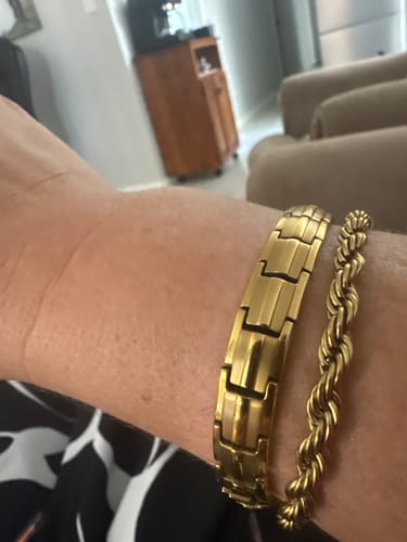 Customer photo review of Ladies Double Row Titanium Magnetic Bracelet