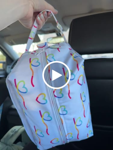 Customer video review of Reversible Storage Travel Cube Diaper Pod with Exterior Storage Pocket
