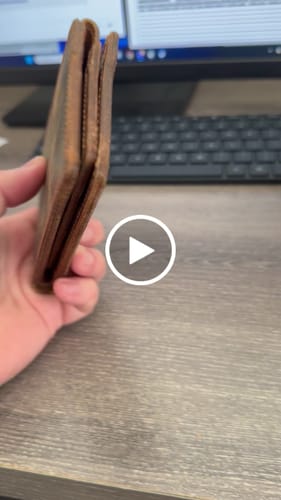 Customer video review of Huron Premium Bifold with ID Window