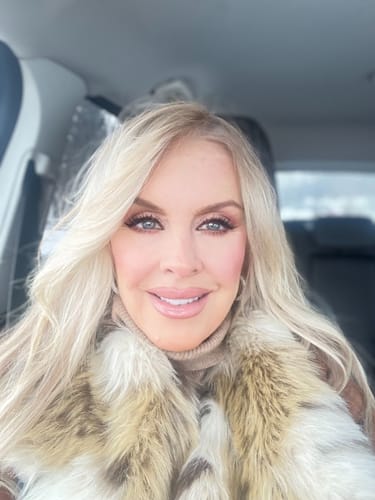 Customer photo review of Lipstick Cool