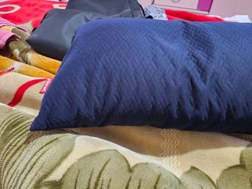 Customer photo review of Memory Foam Knee Pillow- Ratook