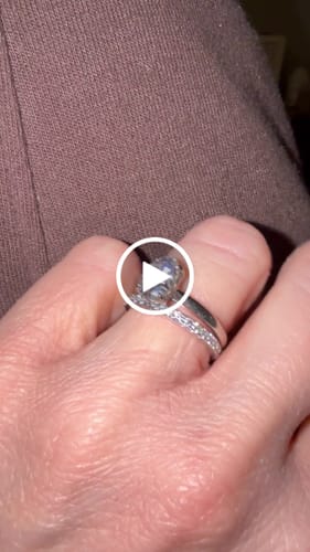 Customer video review of Doveggs half eternity pave moissanite/lab grown diamond guard ring/wedding band-1.8mm band width