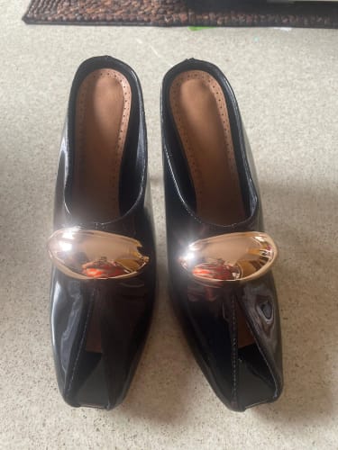 Customer photo review of Show Style 10.5c High Heel Fish Mouth Sandals Spring Summer Black White Fashion Sexy Professional Commuter Women Shoes Size 43