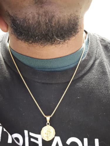 Customer photo review of 'DEUS VULT' PENDANT - GOLD
