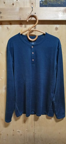 Customer photo review of NorthWool Men's Merino Wool Long Sleeve Henley Base Layer Shirt 260 GSM