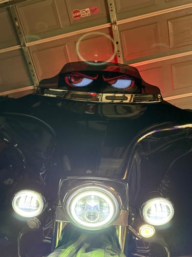 Customer photo review of Moto Eyes - Animated Moto Eyes