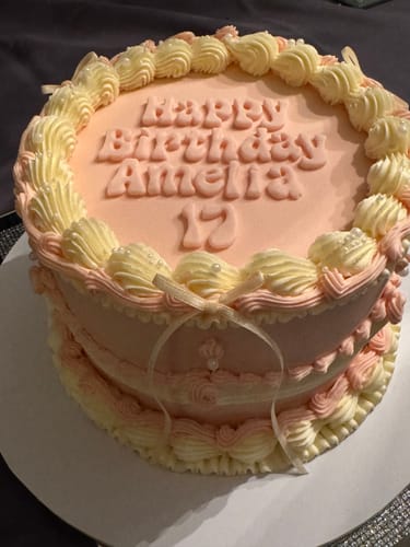 Customer photo review of Custom Cakes