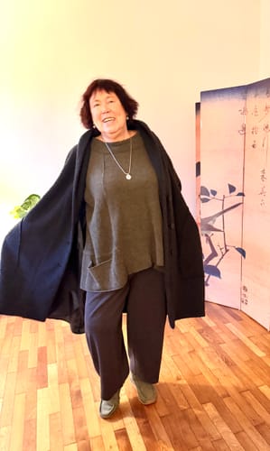 Customer photo review of Balloon Warm Charcoal Plush Wool Cotton Coat