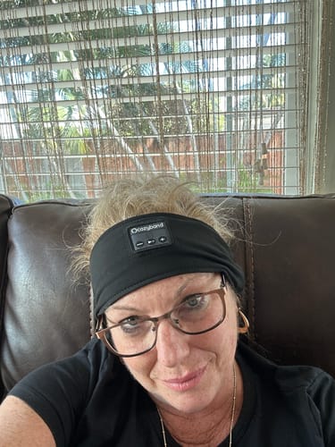Customer photo review of CozyBand Wireless Headphones