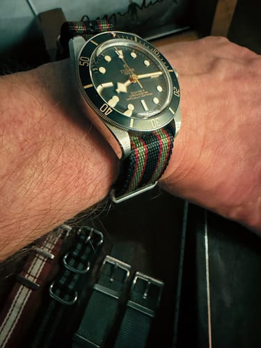Customer photo review of 007 Bond Nylon Strap- Five Eye