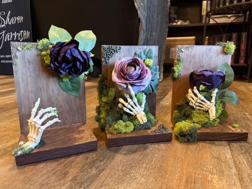 Customer photo review of Wholesale 3D Printed Skeleton Hand Pendant Series