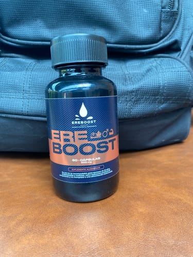 Reseña con foto de un cliente sobre EREBOOST | 60 Cápsulas