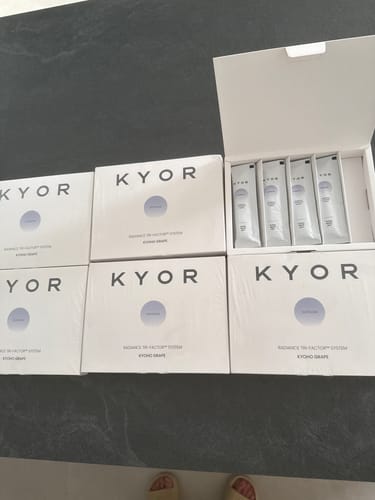 Customer photo review of OUTGLOW - Radiance Tri-Factor™ Jelly