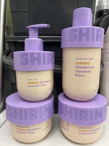 Customer photo review of Body Scrub Creamy Blueberry Caramel Bliss