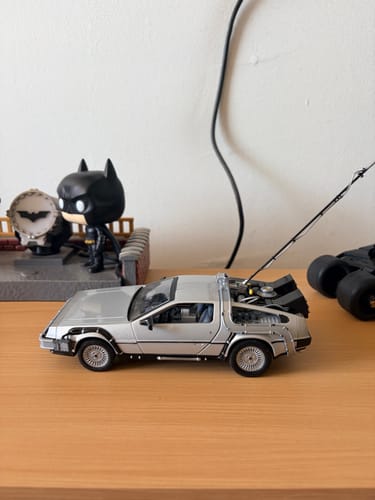 Customer photo review of Back To The Future I Delorean Escala 1:24 - Welly