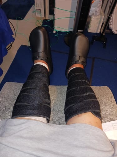 Customer photo review of Beltwell® The Full Leg Compression Bundle (Foot, Calf, Thigh) + 8 FREE Bonuses | BLACK
