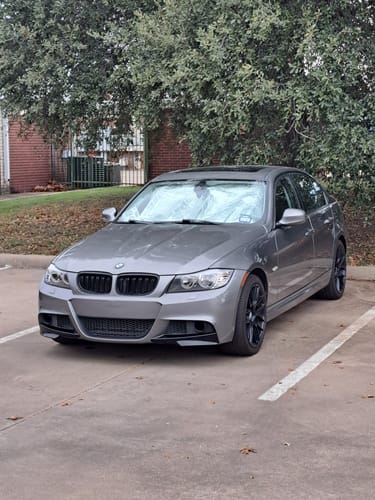 Customer photo review of M tech Style Front Lip Splitter - 2006-2011 BMW 3 Series E90 Sedan