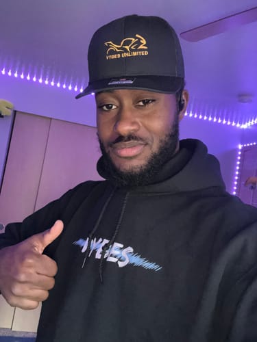Customer photo review of Vybes Unlimited Embroidered Hat