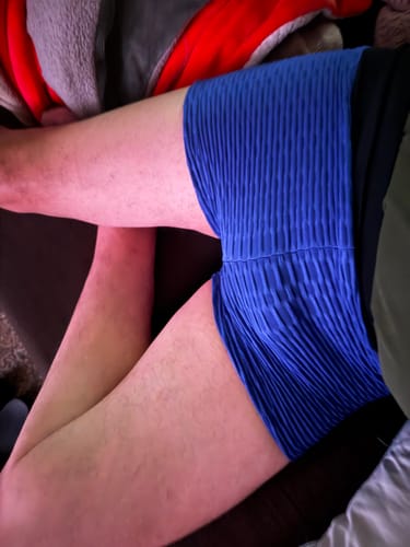 Customer photo review of Men's High-Waisted Honeycomb Textured Scrunch Butt Short SKUL71248