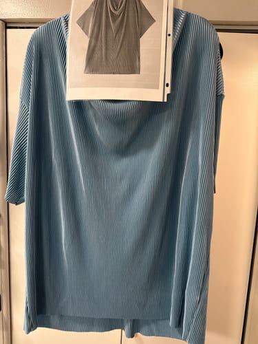 Customer photo review of Men's Avant Garde Textured Draped Neck Short Sleeve Shirt SKUL61004