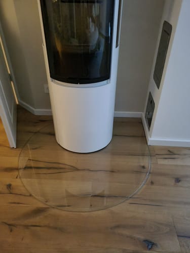 Customer photo review of Glasplatte Kamin, Funkenschutzplatte Glas für Kaminofen - Tropfenbogen