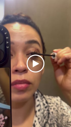Customer video review of Kiss Me Heroine Speedy Mascara Remover 6.6ml