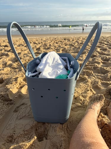 Customer photo review of Maxi Tribe Bag in Dolphin Blue