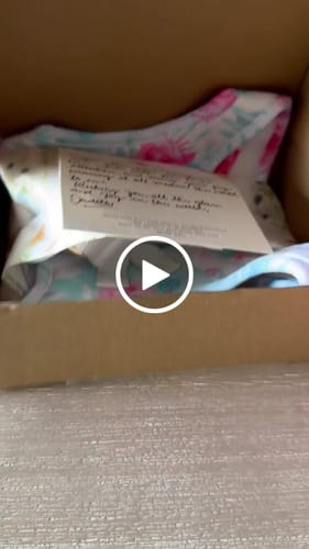 Customer video review of Step-In, No-Choke, Breathable Paws Paws Miami Floral Harness