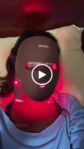 Customer video review of JOVS LED Anti-Aging Neck & Chest Mask