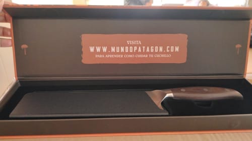 Customer photo review of Cuchillo de Asado Acero Alemán Premium Hoja 19 cm LEGADO - ROBLE FUERTE