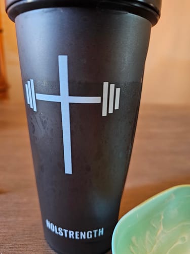 Customer photo review of HolStrength Blender Bottle