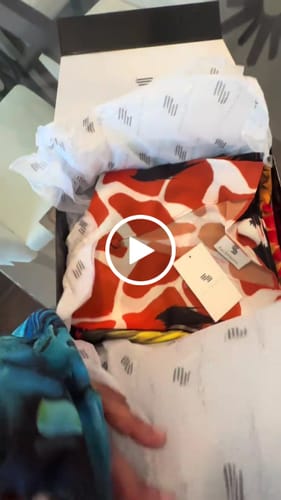Customer video review of Madagascar Goddess Kaftan