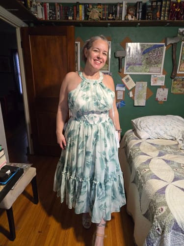 Customer photo review of Elegant Green Leaf Print Halter Maxi Dress