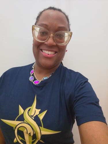 Customer photo review of Spectacular Star T-shirt