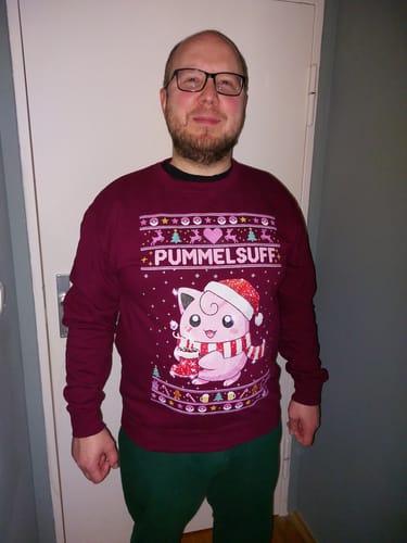 Customer photo review of Pummelsuff- Christmas Sweater
