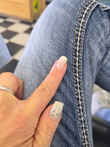 Customer photo review of D74 Veronica (French White) Crème Dip Powder