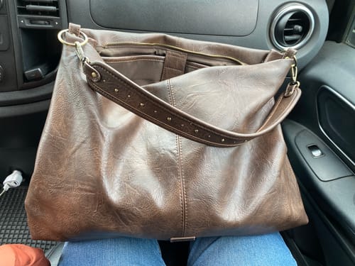 Customer photo review of Bolso Argollas Strap Tachas Boho