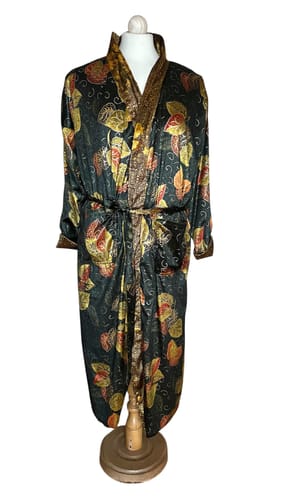 Reviewer's finished slouchy dressing gown made from the printed gold foil velvet fabric, shown on a mannequin.