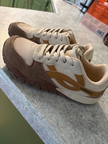 Customer photo review of Hareball - Wide Toe Sneakers