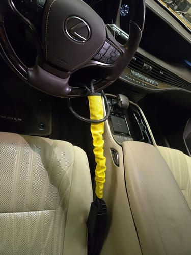 Customer photo review of STEERGUARD™ Steel Cable Steering Wheel Lock