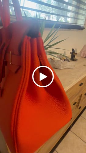 Customer video review of Gabrielle