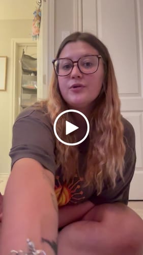 Customer video review of Multifunctional Cat Scratching Carpet