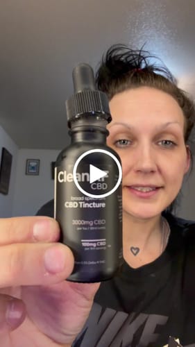 Customer video review of Natural Regular Strength CBD Tincture