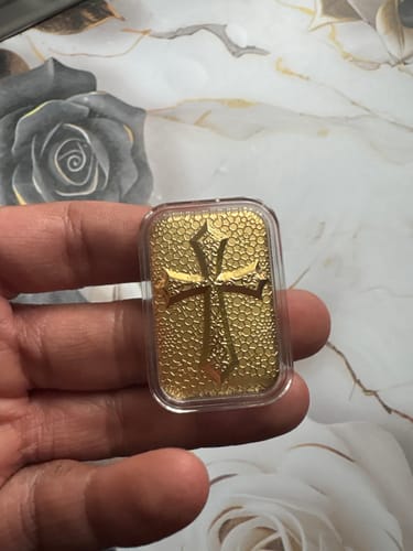 Customer photo review of 24K Yellow Gold (99.99% Gold Purity)Essential Cross