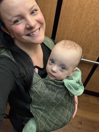 Customer photo review of Toddler Onbuhimo
