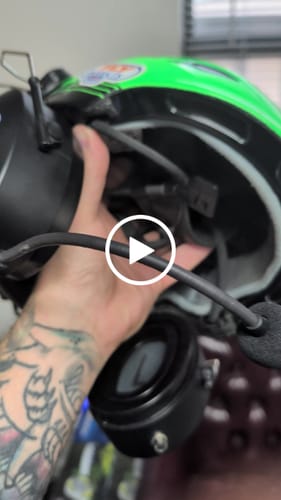 Customer video review of Headset v5