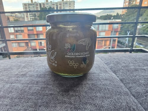 Customer photo review of Golden Honey - Miel de Alta Montaña con Cúrcuma