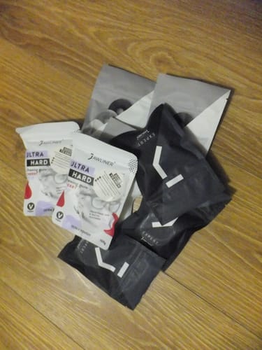 Customer photo review of JAWLINER® Fitness Chewing Gum