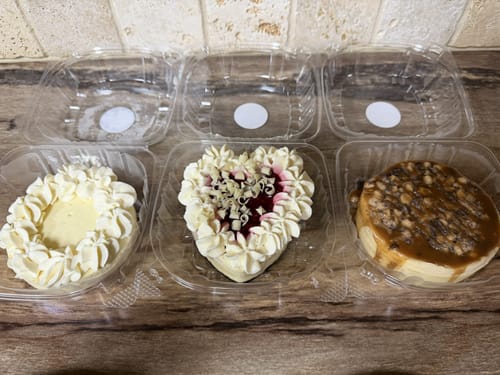 Customer photo review of OG Mini Cheesecakes 4" (Pack of 4)